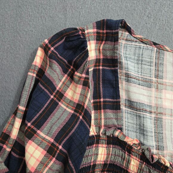 Torrid Womens 1X Babydoll Rayon Slub Lace Inset Smocked Tiered Plaid Navy Blouse - Picture 7 of 16